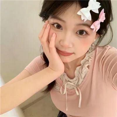 黎明时分的年轻人们